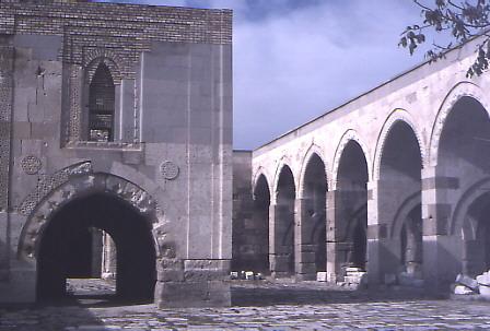 AKSARAY CAMII
